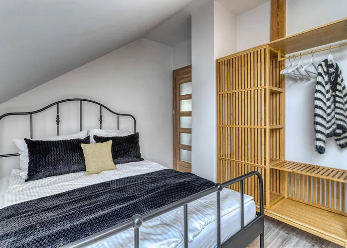 La Nostra زاتور